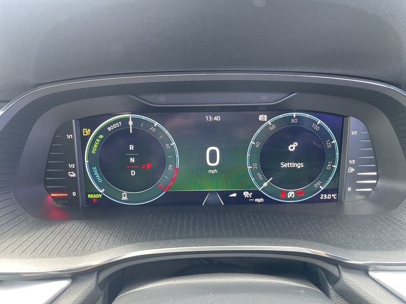 Skoda Octavia TSI iV SE L - U7348