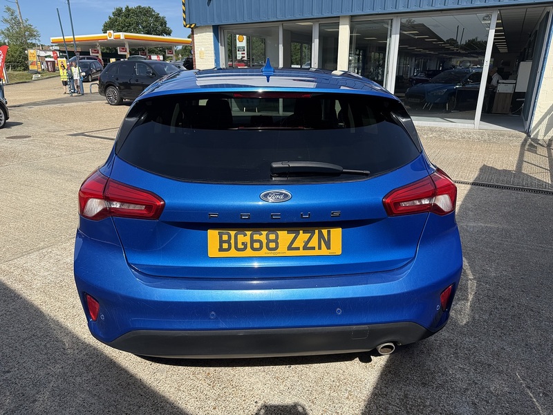 Ford Focus Titanium X - U7351