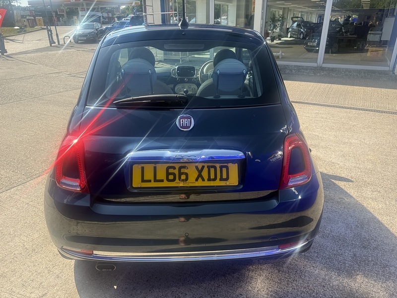 Fiat 500 Lounge - U7352