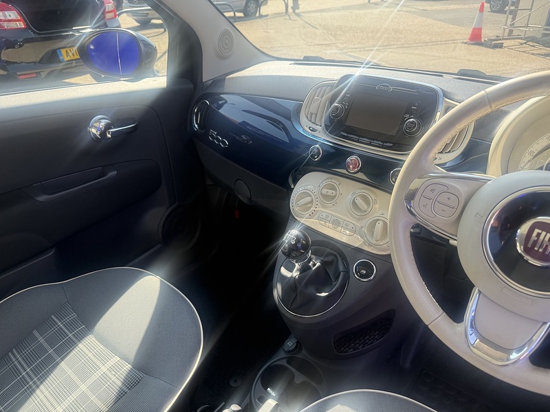 Fiat 500 Lounge - U7352