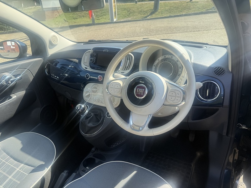 Fiat 500 Lounge - U7352