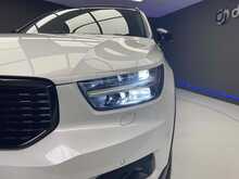 Volvo XC40 T3 R-Design Pro - U11706