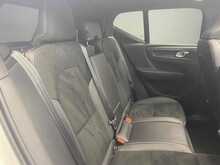 Volvo XC40 T3 R-Design Pro - U11706