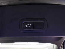 Volvo XC40 T3 R-Design - U11900