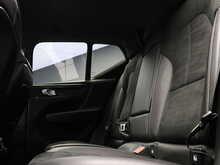 Volvo XC40 T3 R-Design - U11900