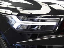 Volvo XC40 T3 R-Design - U11900