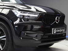 Volvo XC40 T3 R-Design - U11900