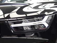 Volvo XC40 T3 R-Design - U11900