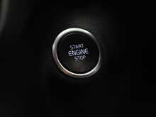 Volvo XC40 T3 R-Design - U11900