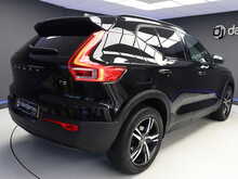 Volvo XC40 T3 R-Design - U11900