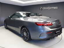 Mercedes-Benz E Class E220d AMG Line - U12003