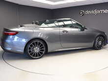 Mercedes-Benz E Class E220d AMG Line - U12003