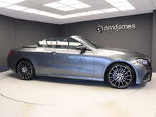 Mercedes-Benz E Class E220d AMG Line - U12003