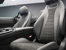 Mercedes-Benz E Class E220d AMG Line - U12003