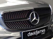 Mercedes-Benz E Class E220d AMG Line - U12003