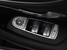 Mercedes-Benz E Class E220d AMG Line - U12003