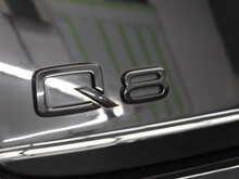 Audi Q8 TFSI V6 Black Edition - U12006