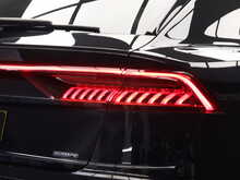 Audi Q8 TFSI V6 Black Edition - U12006