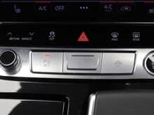 Audi Q8 TFSI V6 Black Edition - U12006