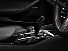 BMW 5 Series 520d MHT M Sport - U12022
