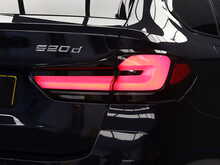 BMW 5 Series 520d MHT M Sport - U12022