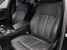 BMW 5 Series 520d MHT M Sport - U12022