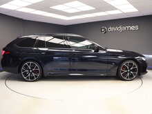 BMW 5 Series 520d MHT M Sport - U12022