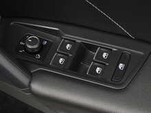 Volkswagen Tiguan TSI R-Line - U12027