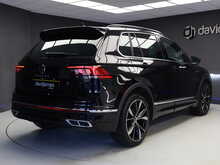 Volkswagen Tiguan TSI R-Line - U12027
