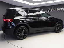 Mercedes-Benz GLB GLB220d AMG Line Night Edition - U12108