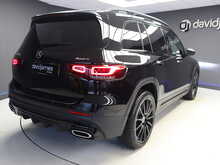Mercedes-Benz GLB GLB220d AMG Line Night Edition - U12108