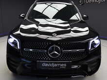 Mercedes-Benz GLB GLB220d AMG Line Night Edition - U12108