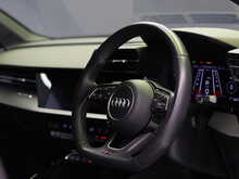 Audi RS3 TFSI Carbon Black - U12137