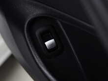 Mercedes-Benz C Class C220d AMG Line - U12181