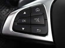 Mercedes-Benz GLC GLC250d AMG Night Edition - U12185