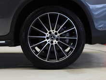 Mercedes-Benz GLC GLC250d AMG Night Edition - U12185