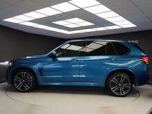 BMW X5 M BiTurbo V8 - U12213