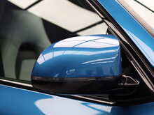 BMW X5 M BiTurbo V8 - U12213