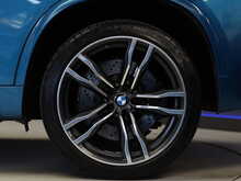 BMW X5 M BiTurbo V8 - U12213
