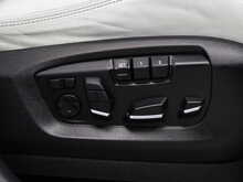 BMW X5 M BiTurbo V8 - U12213