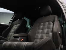 Volkswagen Golf TDI BlueMotion Tech GTD - U12231