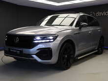 Volkswagen Touareg TDI V6 Black Edition - U12233