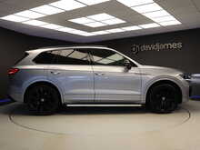Volkswagen Touareg TDI V6 Black Edition - U12233