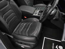 Volkswagen Touareg TDI V6 Black Edition - U12233