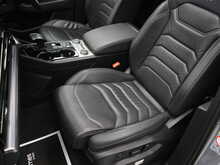 Volkswagen Touareg TDI V6 Black Edition - U12233