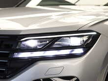 Volkswagen Touareg TDI V6 Black Edition - U12233