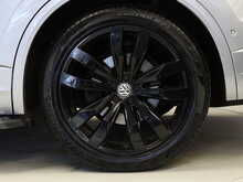 Volkswagen Touareg TDI V6 Black Edition - U12233