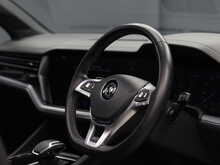 Volkswagen Touareg TDI V6 Black Edition - U12233