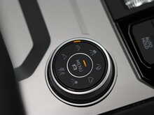 Volkswagen Touareg TDI V6 Black Edition - U12233