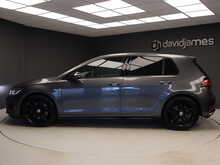 Volkswagen Golf TSI R - U12240